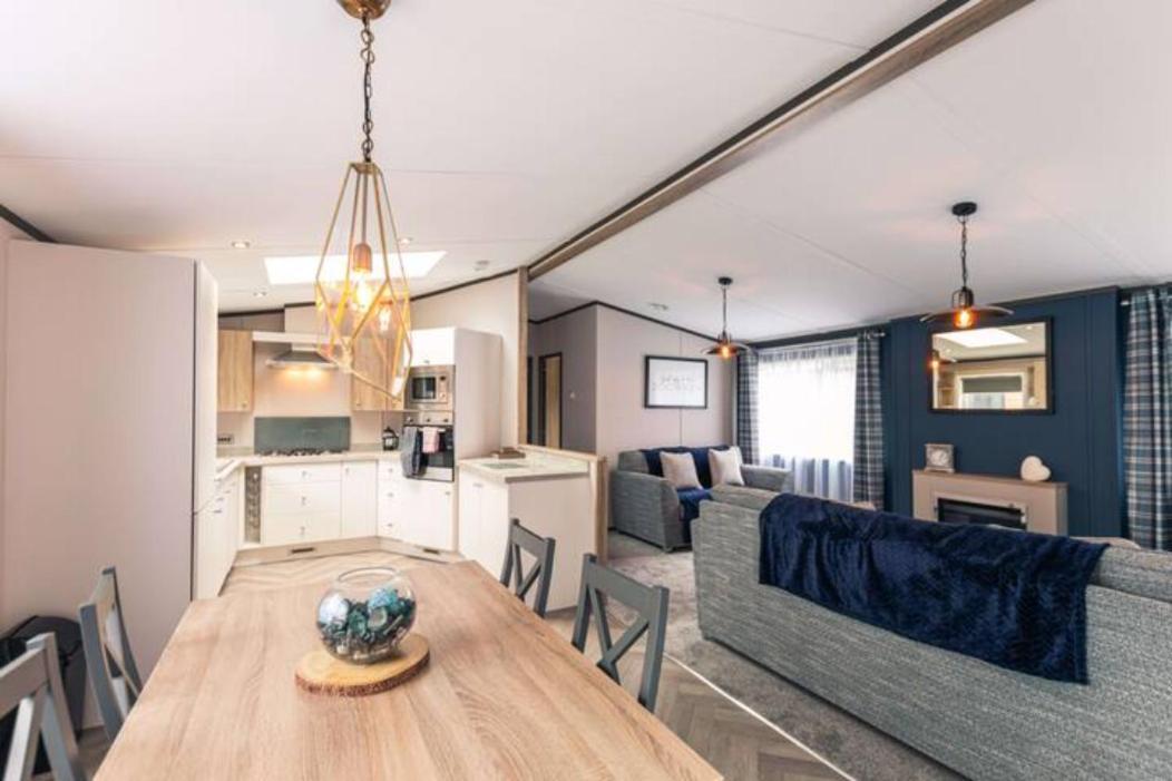 Truemans Lodge With Hot Tub York Bagian luar foto
